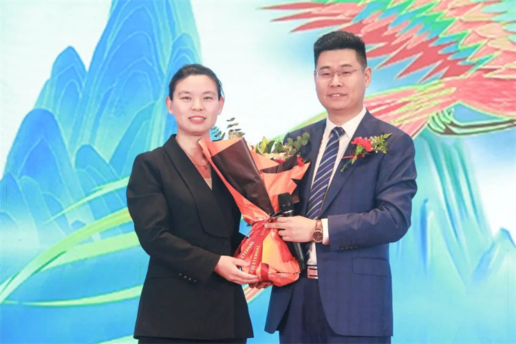 1688106852594610.jpg 14.jpg