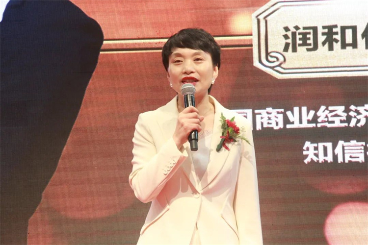 1688106895248640.jpg 19.jpg