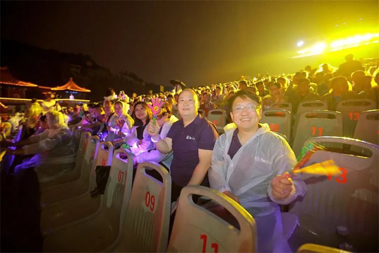 1697611828457024.jpg 137.jpg