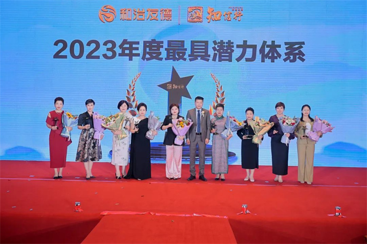 1697613089293159.jpg 175.jpg