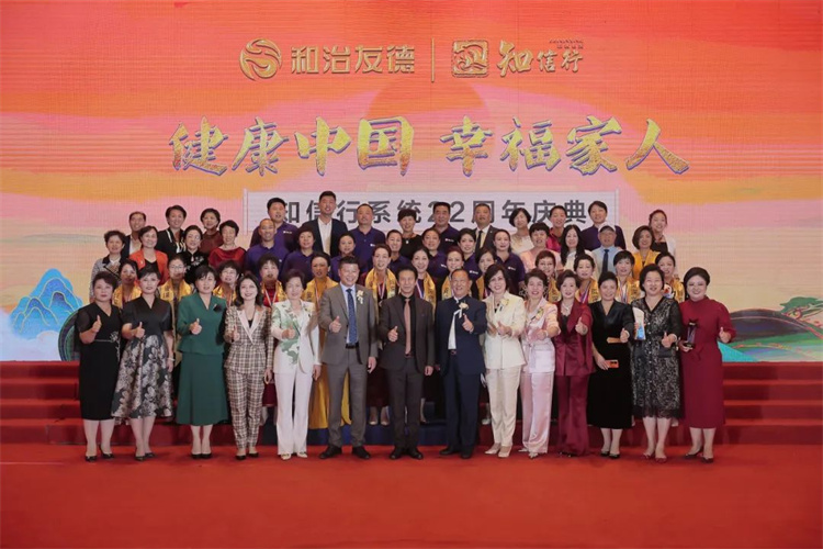 1697613491926719.jpg 196.jpg