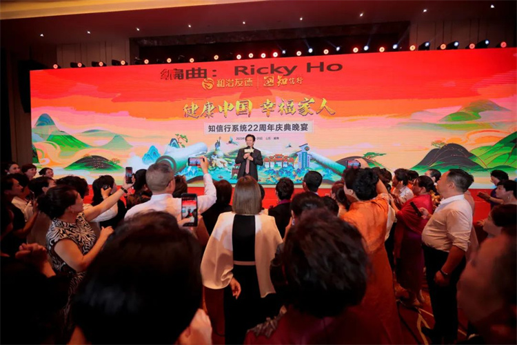 1697613758232017.jpg 210.jpg