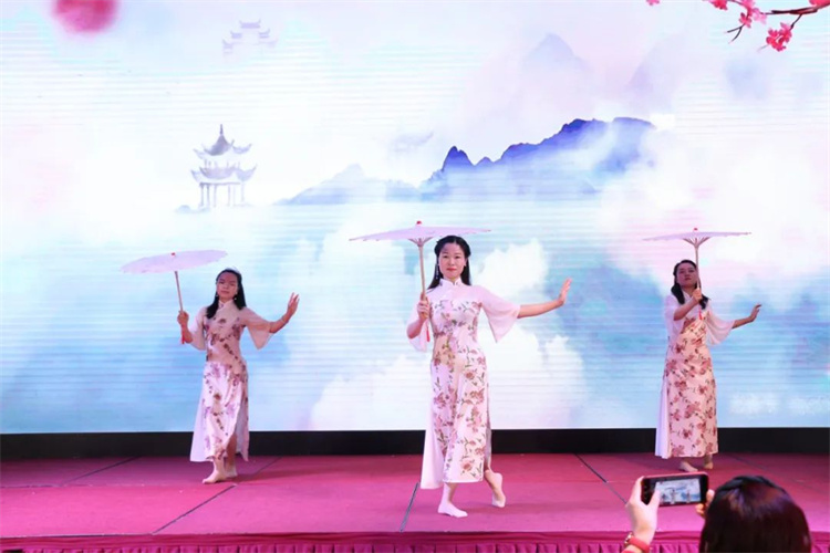 1715852229389534.jpg 68.jpg